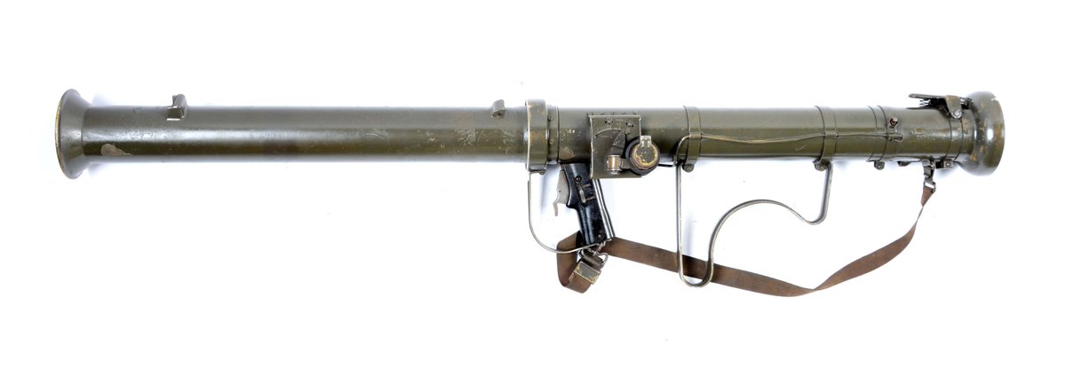 zachzpm's tweet photo. @redsofeternity @trapcit0u m20 super bazooka which is a recoilless anti-tank rocket launcher https://t.co/hoHjfBwXZC
