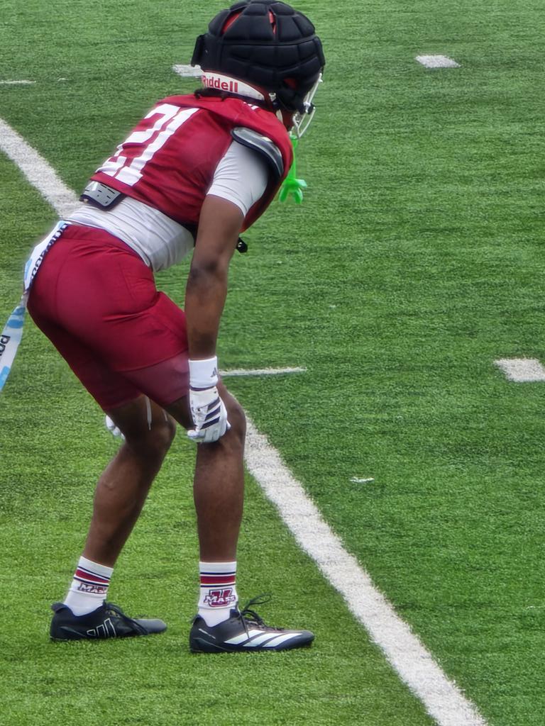 TJohnson314's tweet photo. First college spring game. Loving every minute!! @UMassFootball @UMassCommand @CoachAlexCoombs @Coachlanese13 @AboutUOutreach @Coach_Ander5on @STMCT_Football @ionafootball @Harlem__Jets https://t.co/B6w0tfdHNc