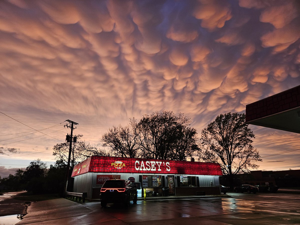 Joey M. Marino🌪️ tweet media
