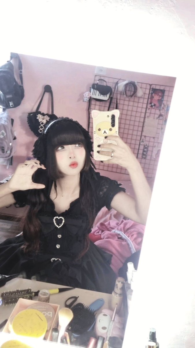 yuki tweet media