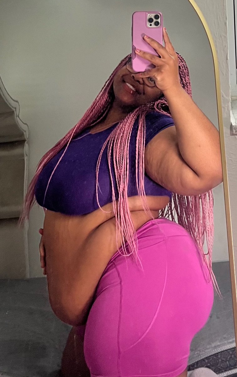 Penny Belly 💖 tweet media