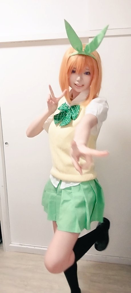 e812_c's tweet photo. おはよう~ 💚
#428の日 #四葉の日 #中野四葉 #コスプレ #cosplay https://t.co/8lsNT80KkP