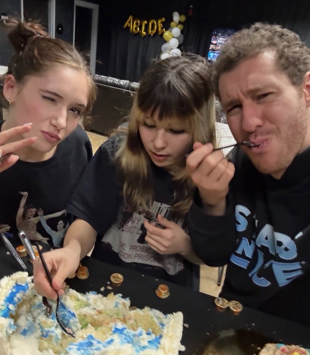 alysa archive 𐙚 tweet media