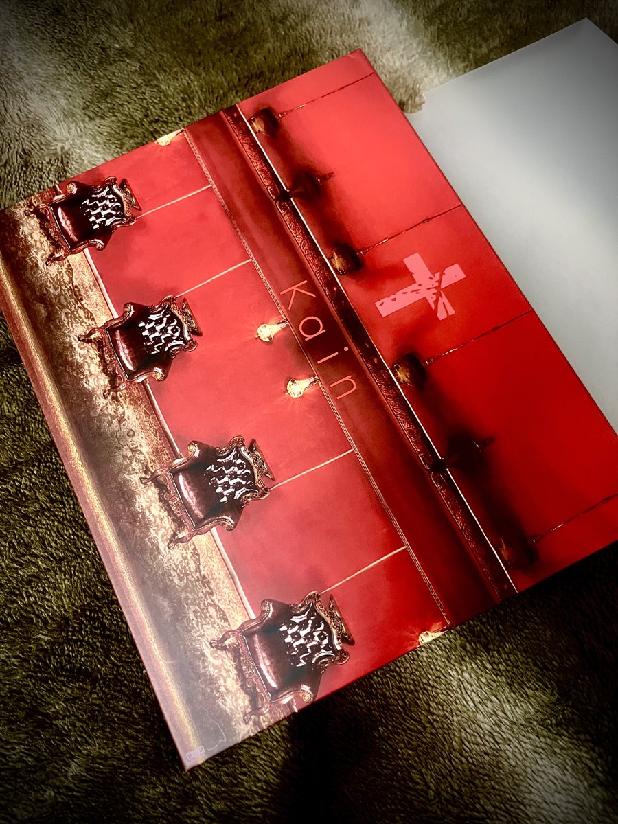 Kαinの写真集。 今年は新作出ます（した）。