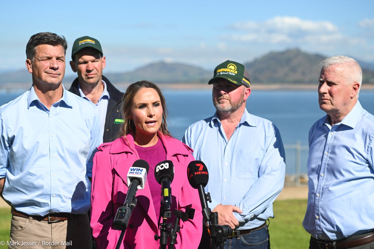 MarkJesser's tweet photo. How is the Coalition's water policy different from #Farrer rivals' plans? @bordermail #auspol https://t.co/VUqsLahRl7 https://t.co/M19nLh35KA