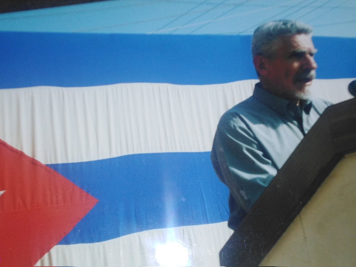 Hoy cumple 94 años el Comandante de la Revolución Ramiro <a href="/ValdesMenendez/">Ramiro Valdés Menéndez</a> , diputado por nuestro municipio, hijo ilustre de la Villa Roja, quien  nació en el barrio La Matilde.   #ArtemisaJuntosSomosMás 
#50AniversarioDelPoderPopular