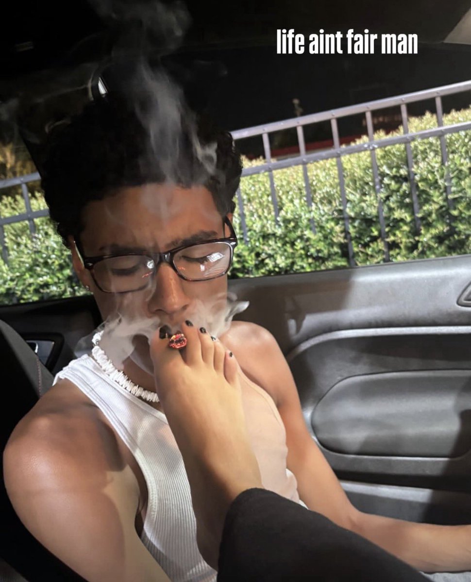 ari ☆🏹 tweet media