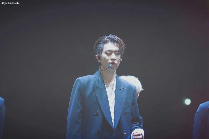 hourly youngjae tweet media