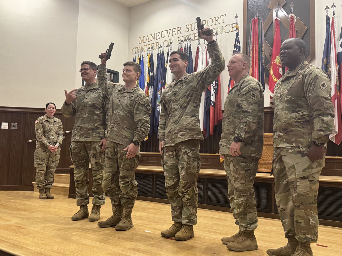 Sapper_Assoc's tweet photo. @GLOCKInc thanks for your continued support of the LTG (R) Robert B Flowers Best Sapper Competition! Recipients of the Glock package was 1LT Taylor &amp; SSG Schill! Looking forward to 2027. SLTW! @ghorstkj @johnnygi30 @Official_Sapper https://t.co/10B5nG8dFl