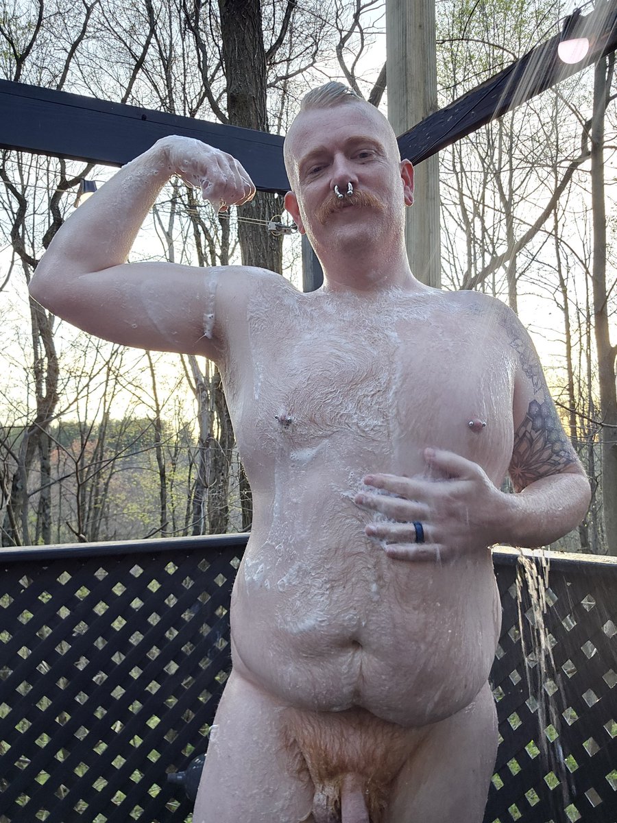 Alpha_Colt's tweet photo. Best part about cAmp season starting back up? Outdoor showers! Who am I going to see at @circlejjranch this summer?

@DallasPupWV @sirteddy1984 https://t.co/egVaETi4cK