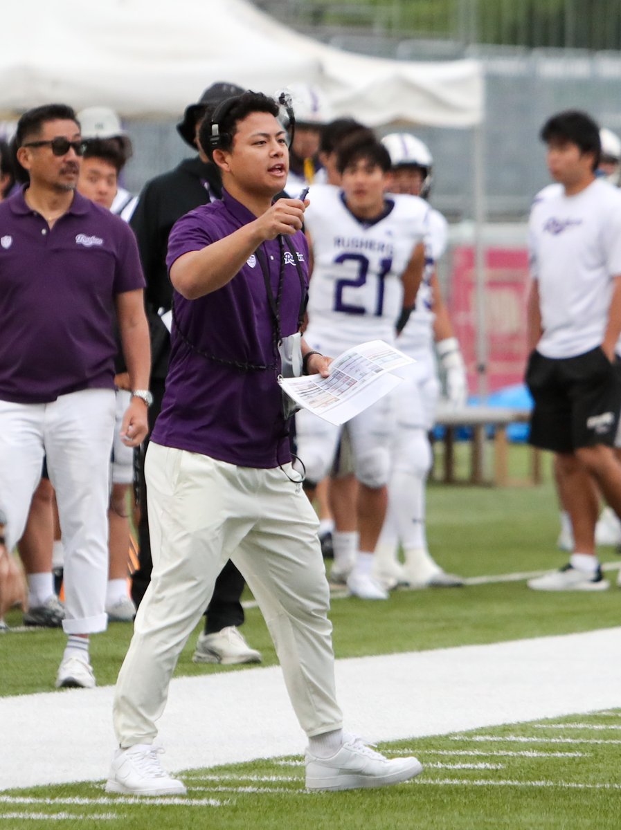 st_ZENIM's tweet photo. RT @footballstore55: 【コーチとしてエキスポに戻ってきたQB】
立教大 34-31 同志社大（4/26）… https://t.co/ykZFA7OS58