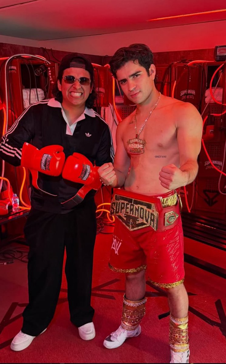 naii baucury ☿🐈‍⬛🃏 tweet media