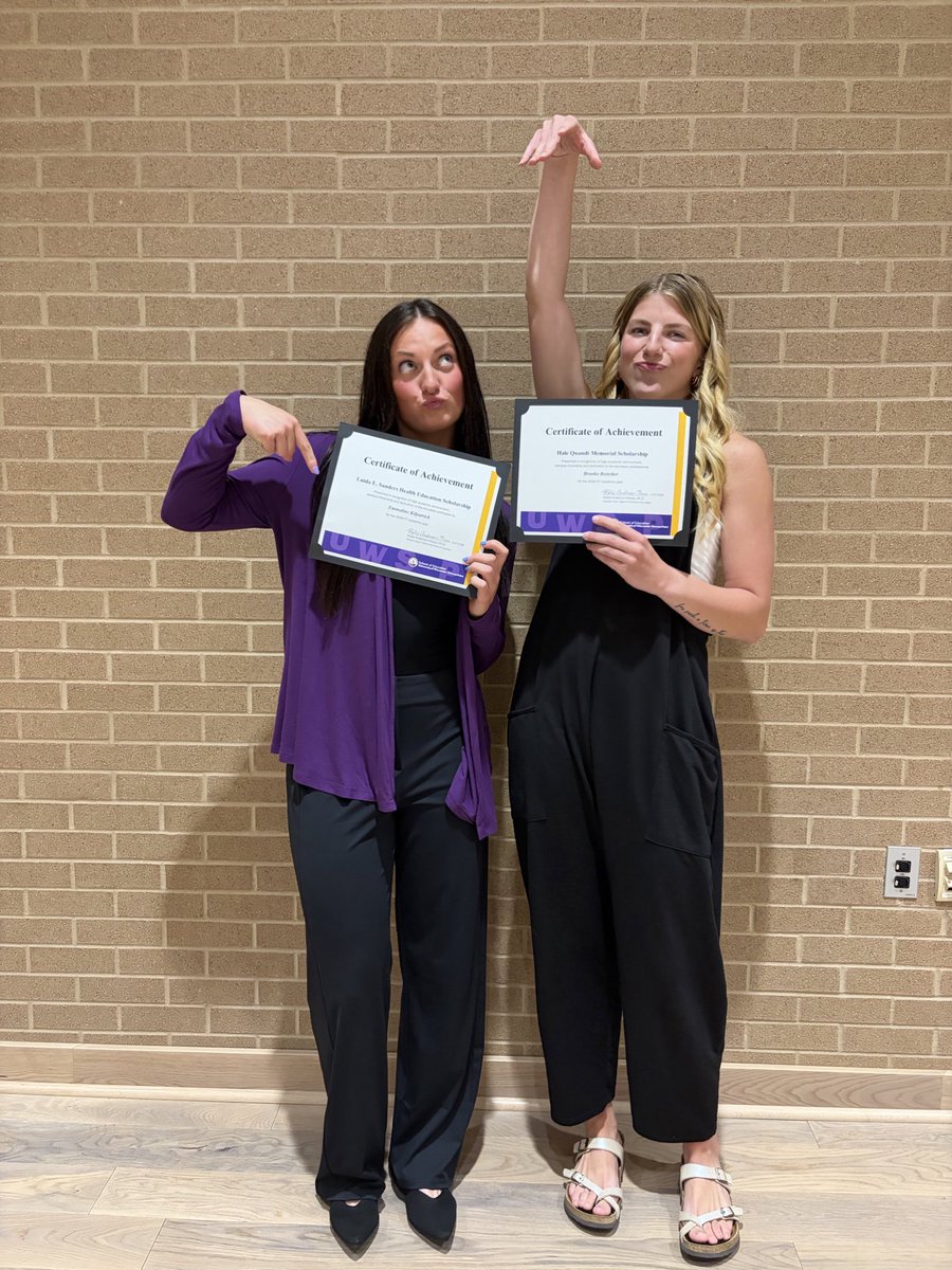 UWSP W Basketball tweet media