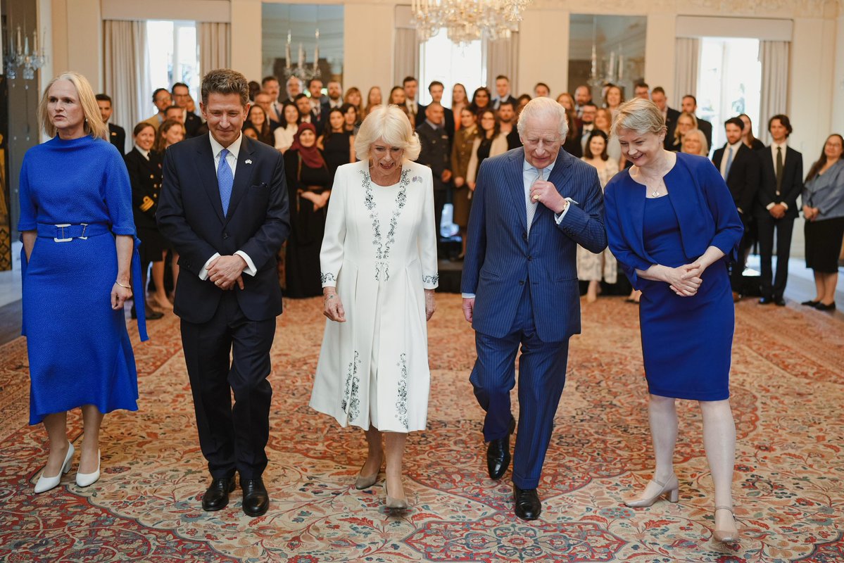 Yvette Cooper tweet media