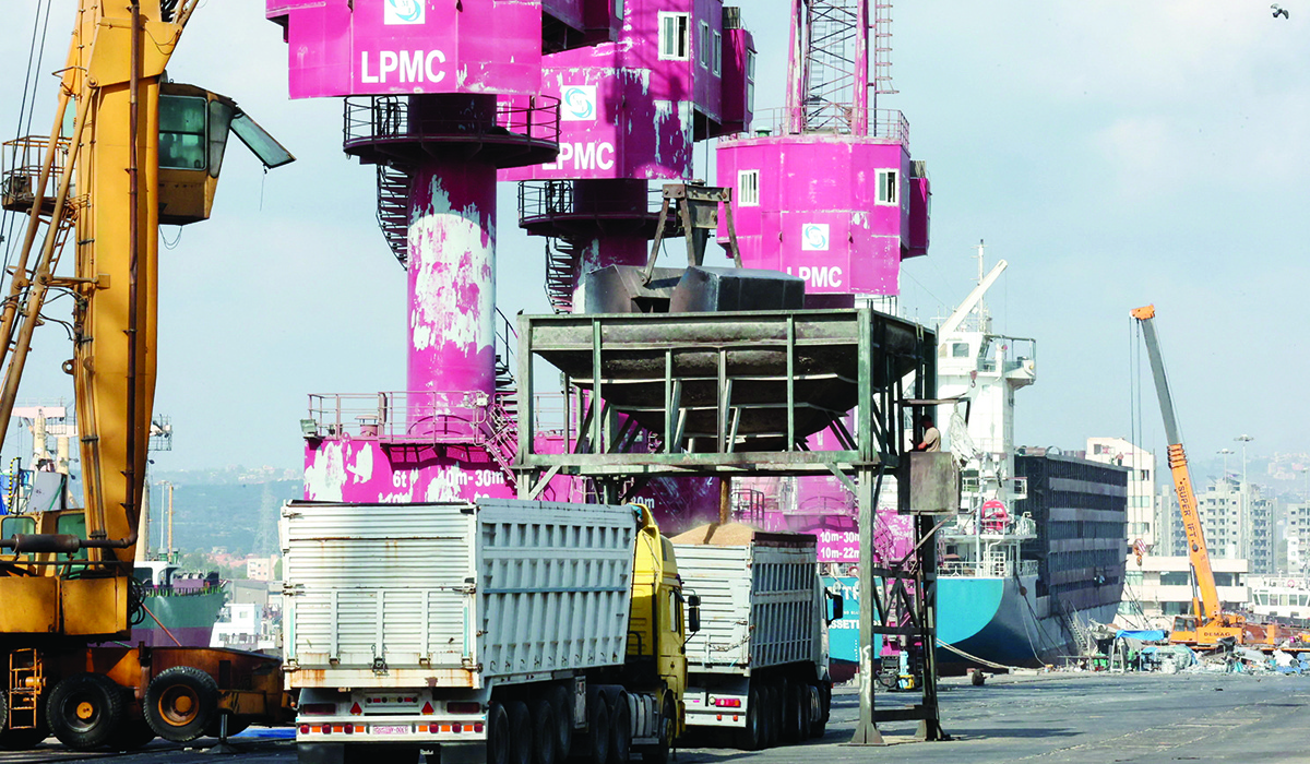 arabnews's tweet image. #SPOTLIGHT: #Syria is the natural corridor for transit, gas lines &amp;amp; trade in the #MiddleEast, says @joshua_landis as #Hormuz closure by #Iran underscores Syria’s strategic location arab.news/mu2fj