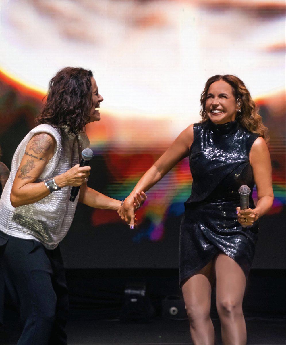 Daniela Mercury tweet media