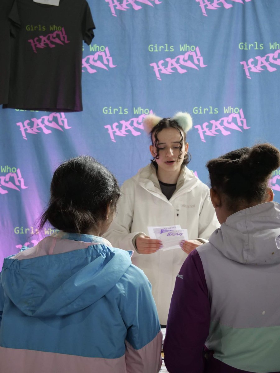 BiaSciLab's tweet photo. Philly Maker Faire! I love experiences like this even though they aren't directly cyber security related.

I got to share Girls Who Hack with a new group of people that have the maker mindset - which is very similar to the ethical hacker mindset! https://t.co/bJpQsjq9Q3