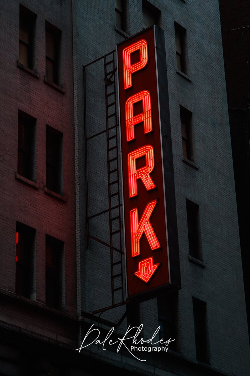 DalePhotography's tweet image. #signage