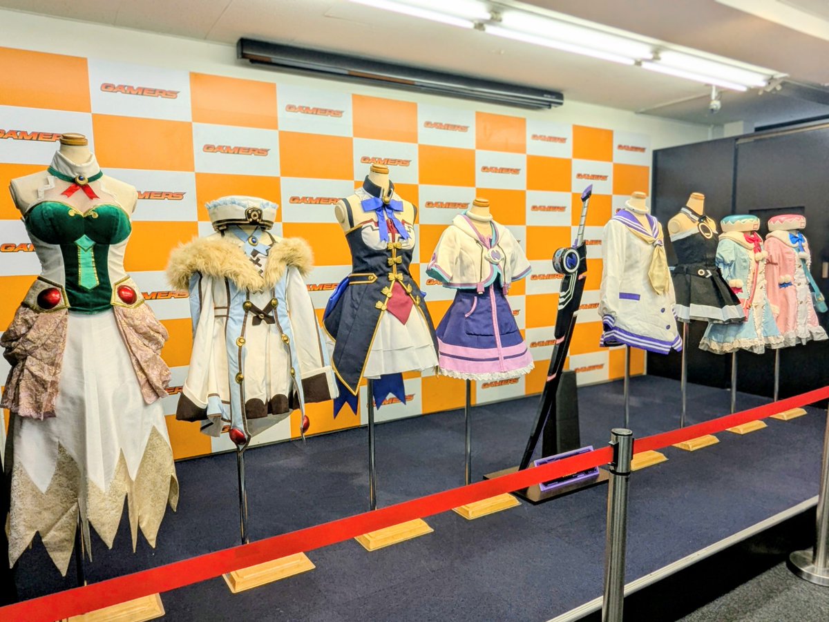 ねむさん専用★世界の村と街 全10巻セット 📢明日まで📢／ 「超次元ゲイム ネプテューヌ」 15周年記念ねぷねぷ