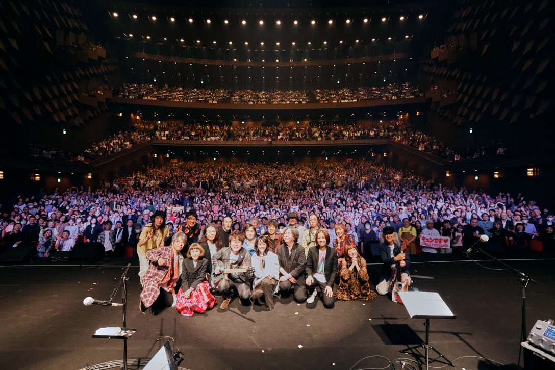 昨日の興奮も残ったまま
S.J.R.30th Anniversary Live
音礼・綴　Day2
皆の素晴らしさを目一杯浴びて、
今日もフェスティバルホールに向かいます！