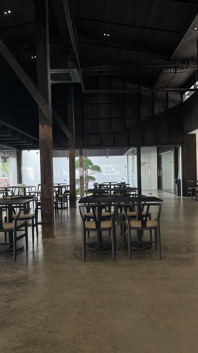 JAY.TrendSeeker tweet media