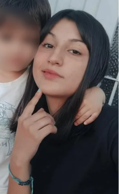 desaparecidaorg's tweet image. Abril Berguese tiene 21 años, desapareció el 19/4/26 en San Francisco, provincia de Córdoba. Es delgada, altura 1,65. Se hizo la denuncia. Por favor compartir y avisar #Urgente al☎️03564-443272, 101 o 911

#SanFrancisco #Cordoba