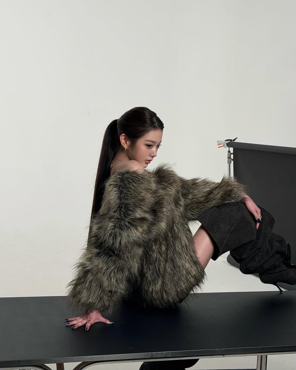 gınɑ ៹ 원영 tweet media