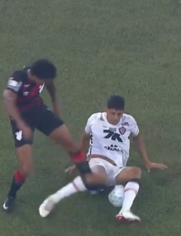 LIBERTA DEPRE tweet media