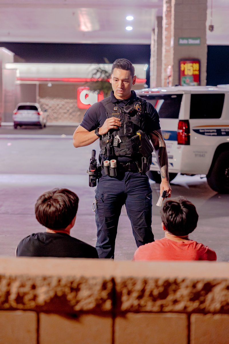 Phoenix Police Recruitment tweet media