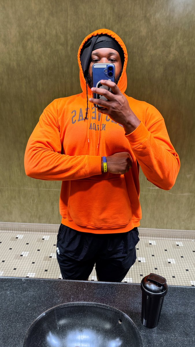 Z-Bo tweet media