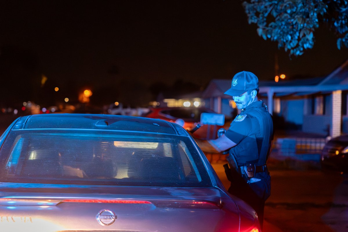 Phoenix Police Recruitment tweet media