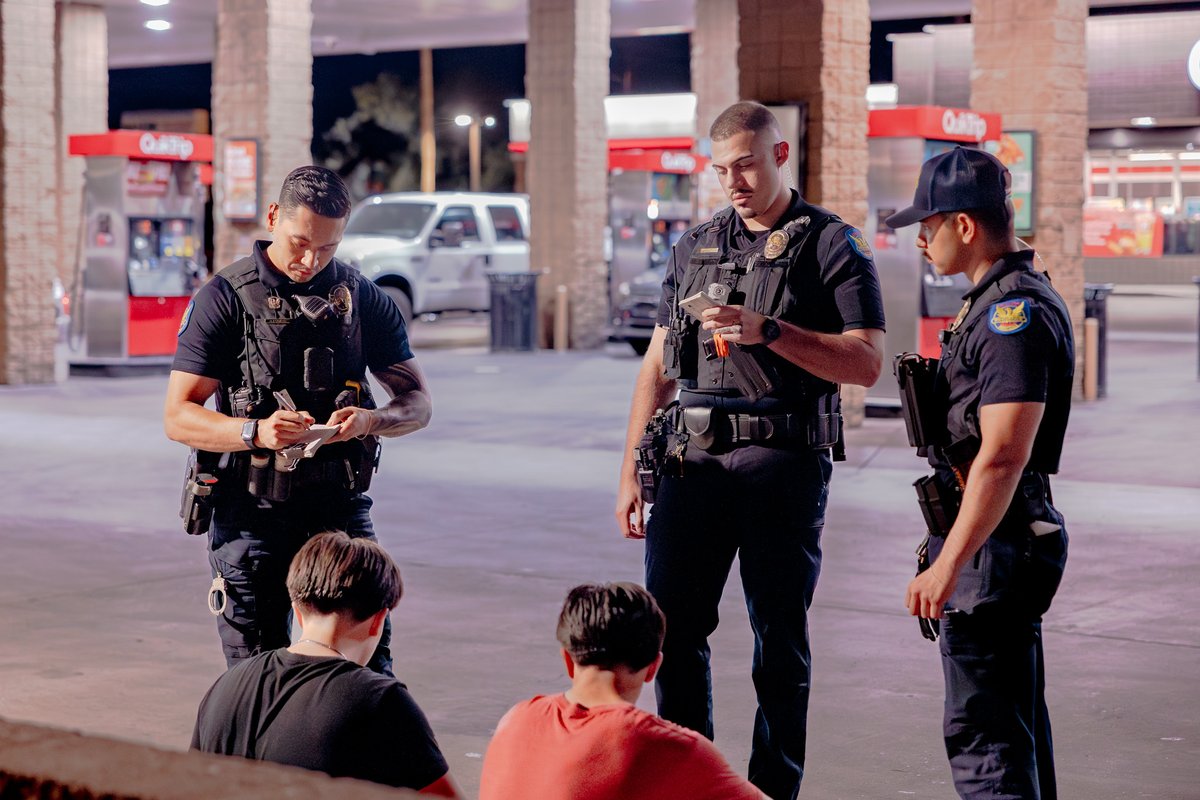Phoenix Police Recruitment tweet media