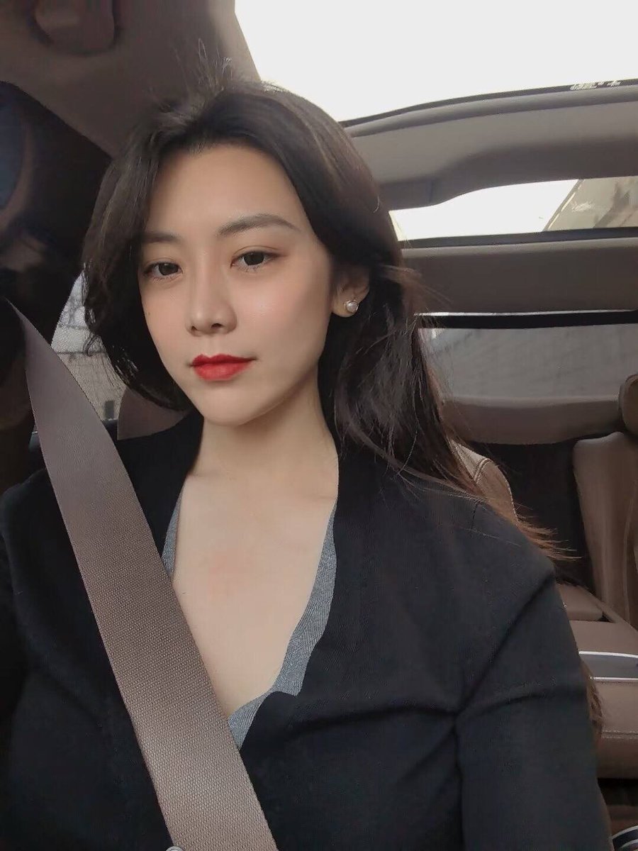 177cm的雯雯姐 tweet media