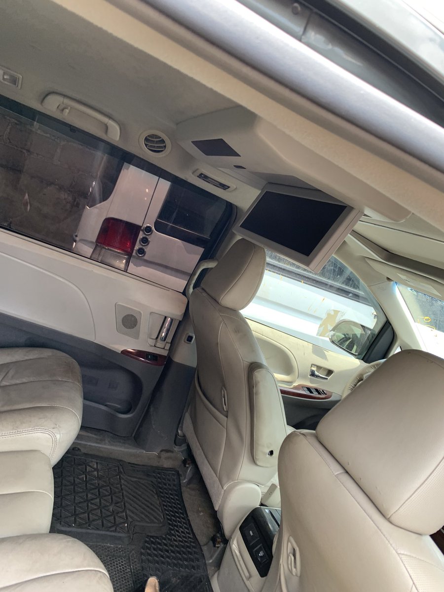 Emekaoflegos's tweet image. Good Deal(NCDGROUP)

2012 Foreign Used Toyota Sienna XLE

 ..Clean 
..No Fault
..Thumbstart 
..Reverse Camera
..DVD  Player
..Duty Paid
..Performance 💯 

🅿️16.5M($11K)

Location::Lagos State

 090-4615-8986 070-7149-0477

 Nationwide Delivery 🚚 ✈️. #ncd #2012siennaXLE #hello