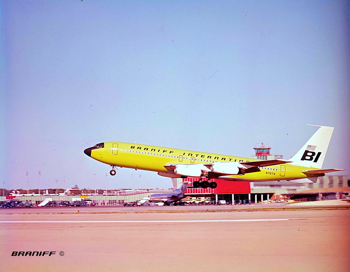 Braniff International tweet media