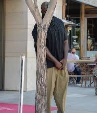 Sketchy guy came up to me and my bf and I hid behind him but I’m huge and he’s tiny so we look like this😭
