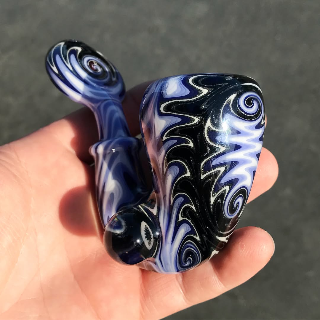 paulbrehm_'s tweet image. Fucking spicy @lAkings themed Sherlock! #custom #gokingsgo