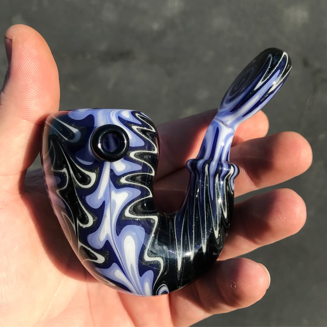 paulbrehm_'s tweet image. Fucking spicy @lAkings themed Sherlock! #custom #gokingsgo