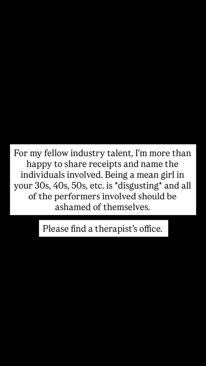 Chloe Klein 💋🖤 tweet media
