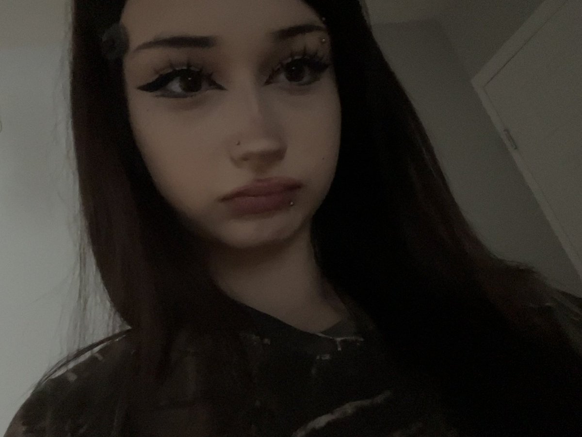 Parasꪗte tweet media