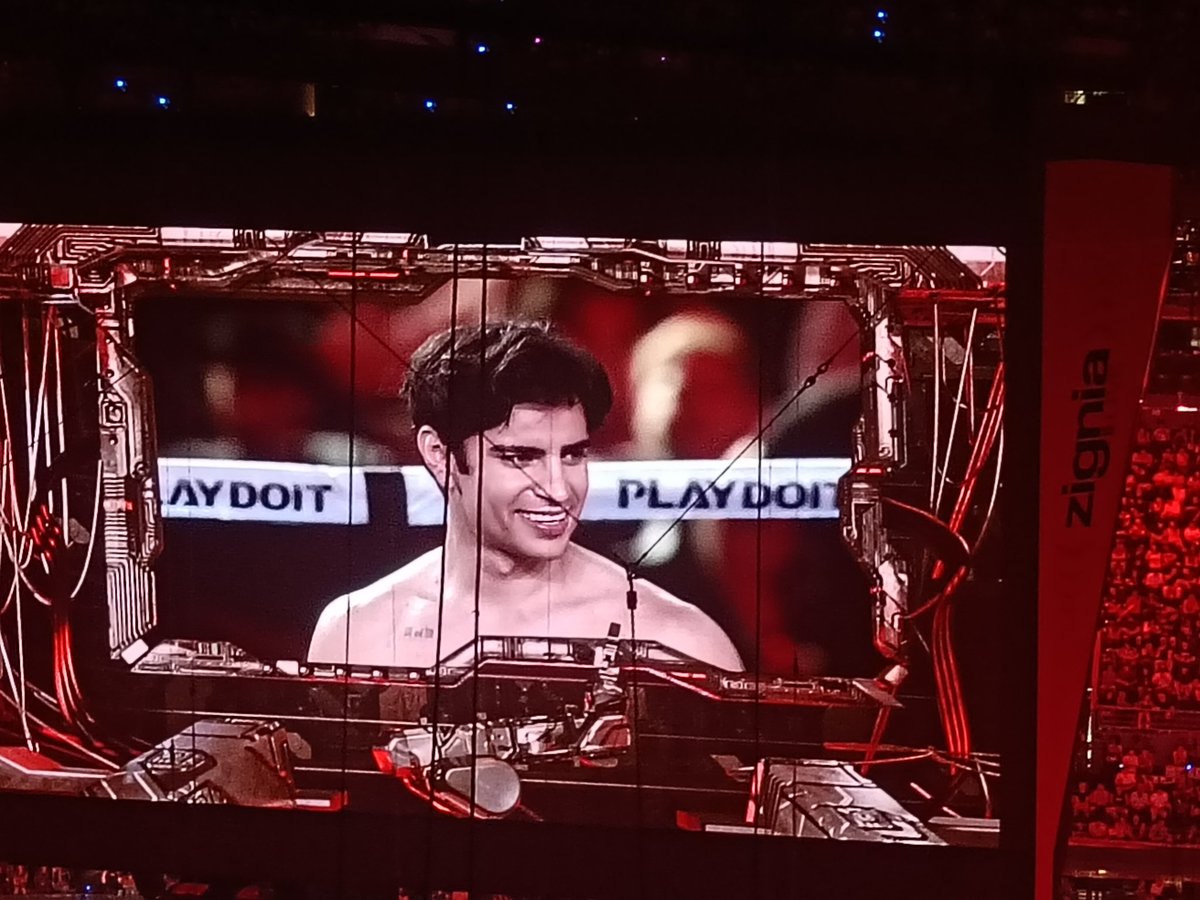 𝒍𝐚𝐮𝒓𝒂 ☿ ¹¹ ⁵⁵ tweet media