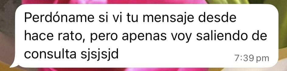 Le mandé mensaje a una amiga para preguntarle de su sede porque no sé cuál elegir para la Resi y me respondió esto (ahí se ve la hora) jajajjaa llamen a Dios