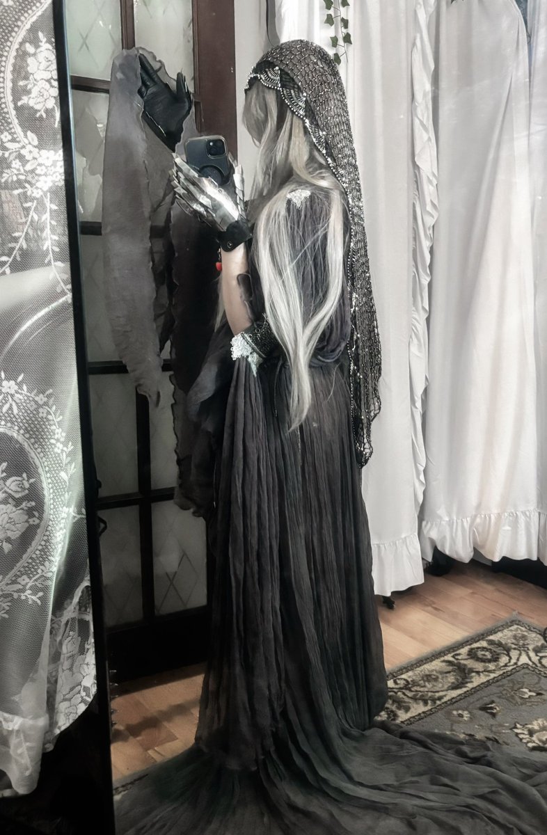 Styrlingelf's tweet photo. Dark souls fashion ⚔️ https://t.co/uSBECpoX2p