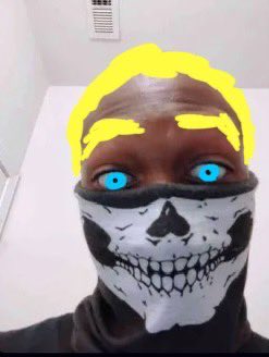 MrSpringFlowers) tweet media