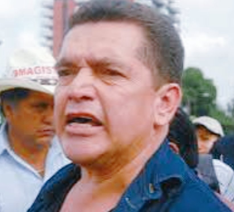 Los berrinches de este señor, son porque se le terminó el negocio. Todo mi respaldo a la Ministra de Educación. Este es un tema de país. <a href="/chatagira/">Anabella Giracca</a> <a href="/MineducGT/">Mineduc Guatemala</a>.