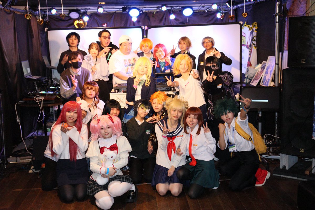トクミュ tweet media