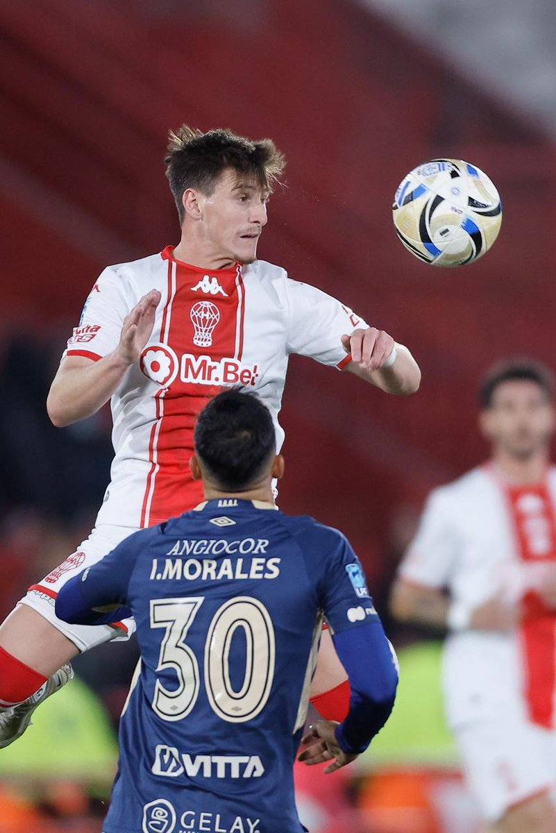 CAHuracan's tweet image. #JuegaHuracán 🎈|⏱️ 38' ST Cambios en el Globo

➡️ Ingresan Sequeira, Ramírez y Romero 

⬅️ Se retiran Gil, Waller y Cortés

#Huracán (Waller) 1 - 2 #Argentinos (Molina y Morales)