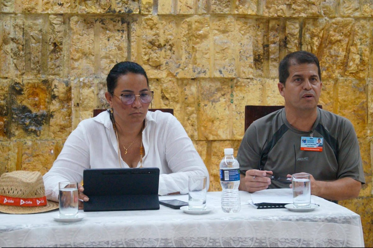 Chequean en #Bayamo aseguramientos para el desfile por el #1roDeMayo 
#ProvinciaGra 
FUENTE | <a href="/BarceloOrt92635/">Yudelkis Ortiz Barceló</a> primera secretaria del Partido en Granma 
#Cuba