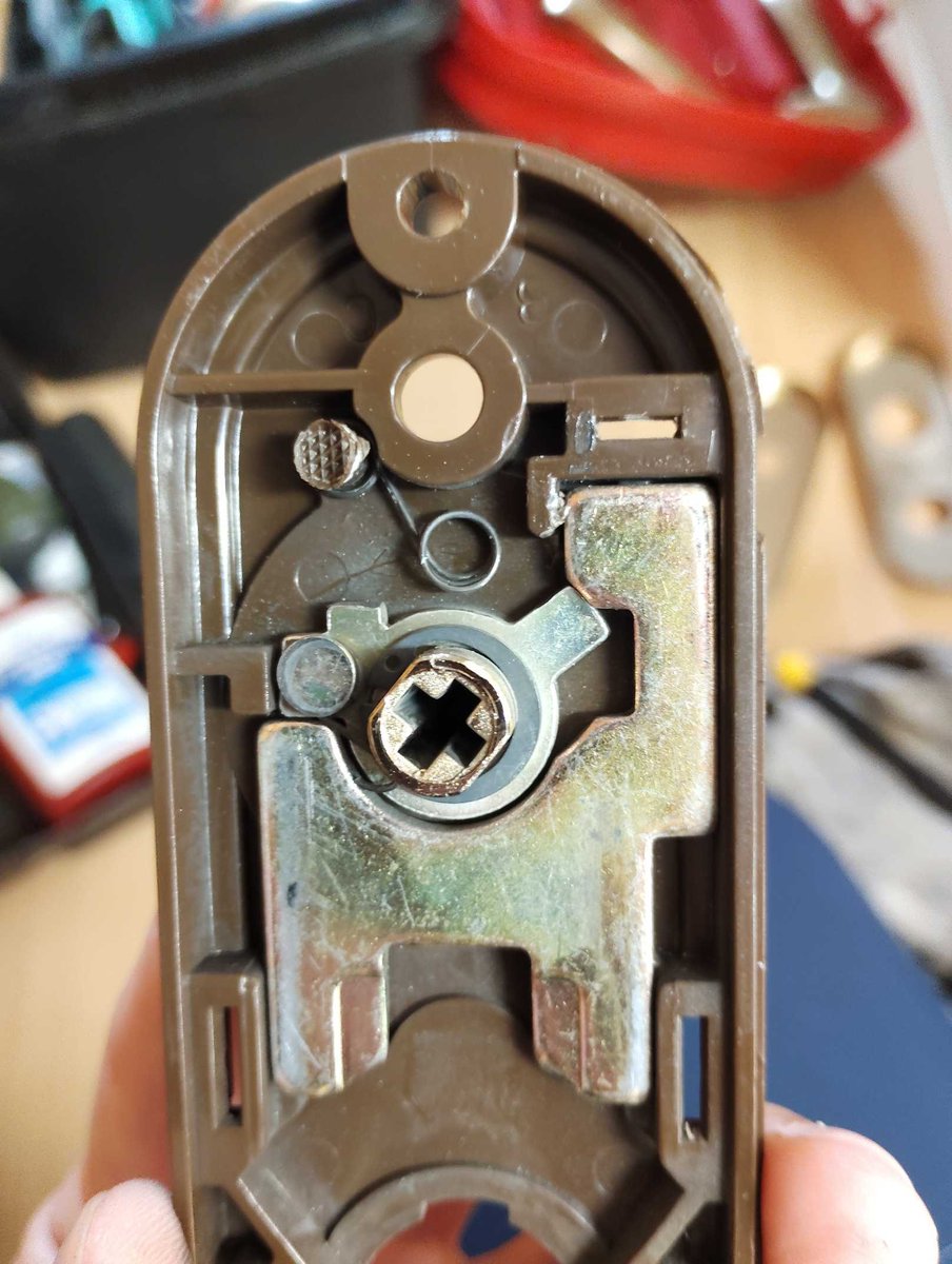 鍵屋 Locksmith tweet media