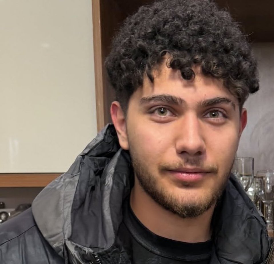 خلیل عقاب tweet media